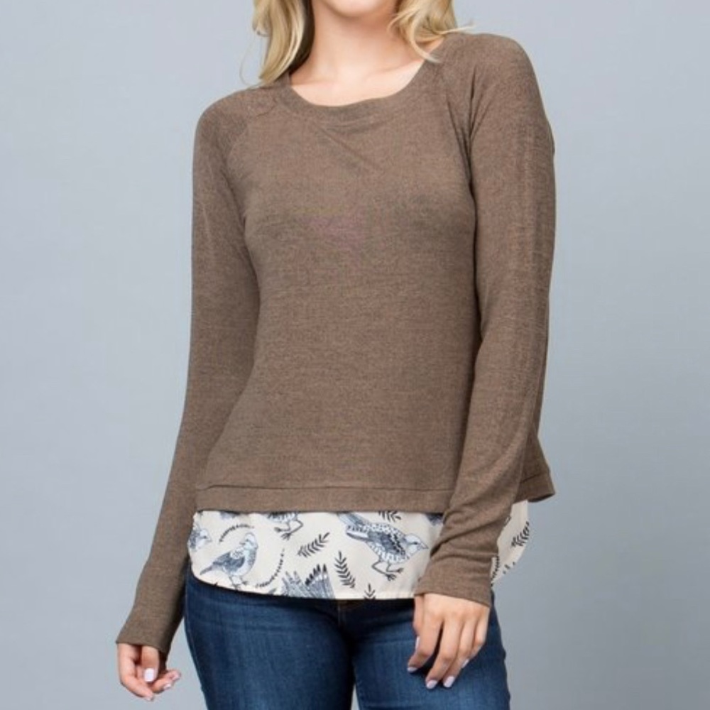 Bird print sweater with peakaboo vent - Picture 5 of 8